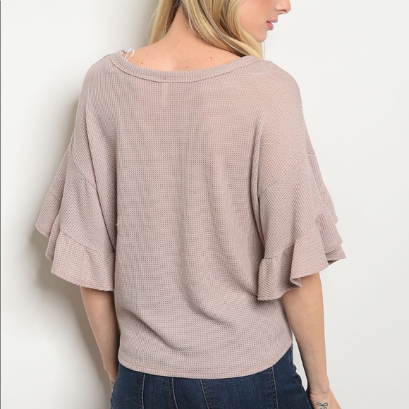 🌟Ruffled waist tie top🌟 - Picture 2 of 6